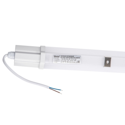 Настенно-потолочный светильник  ULT-V45-45W/6500K IP65 WHITE
