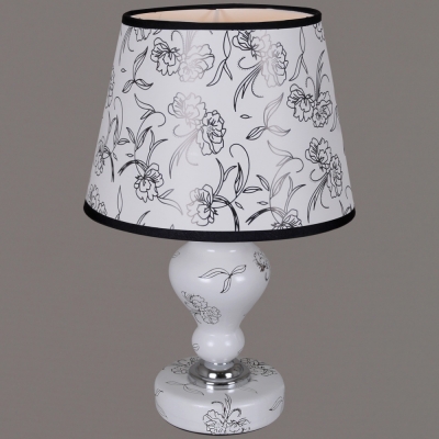 Интерьерная настольная лампа  02639-0.7-01