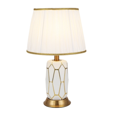 Интерьерная настольная лампа  ML.6114.01TL WH
